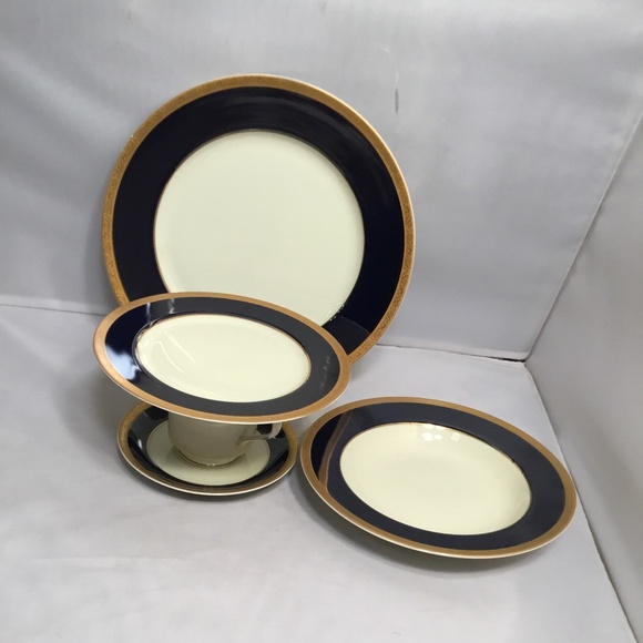 IVORY CHINA L2821 IMPERIAL BLUE BY MIKASA 5 PIECES DINNERWARE - Picture 3 of 5